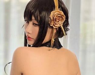 Choi Ji Yun的粉色高清壁纸，真想把它拎回家当装饰！
